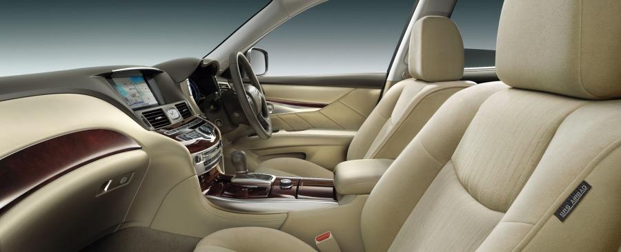  Nissan Cima Hybrid 2012 года  (фото 18 из 48)